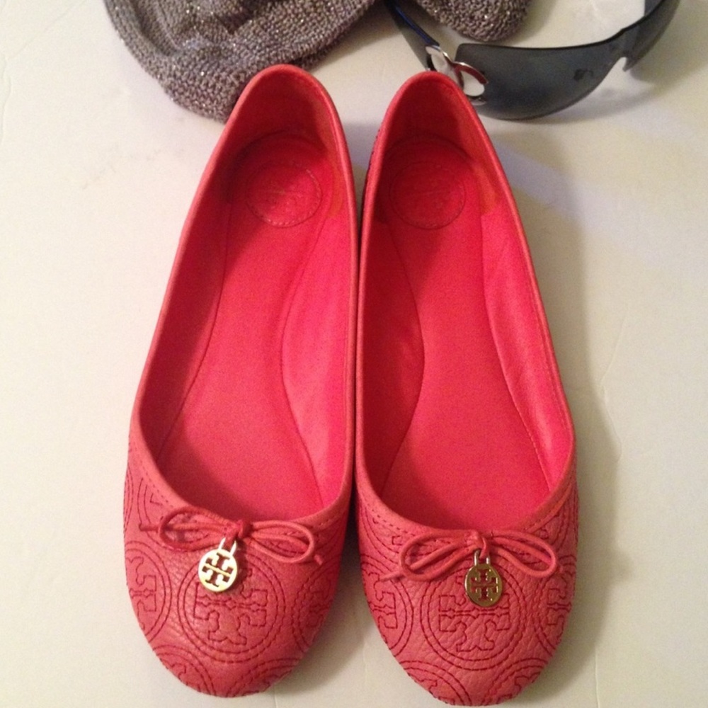 Tory burch pink chelsea stitched logo ballet flats